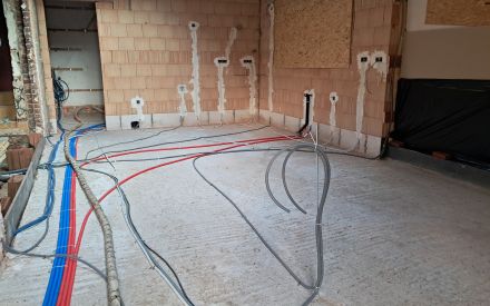 installation tuyaux eletrique et plomberie