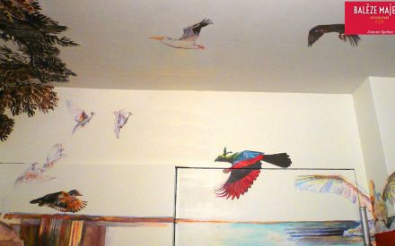 papier peint aux oiseaux, cr&eacute;ation sur mesur pour un restaurant, la Nonna &agrave; Igny, cr&eacute;ation Jeanne Spehar, atelier du Bal&egrave;ze Majest&eacute;