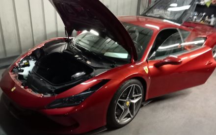 INSTALLATION TRACKERS GPS OPTION INTERDICTION DEMARRAGE MOTEUR SUR FLOTTE FERRARI 2022