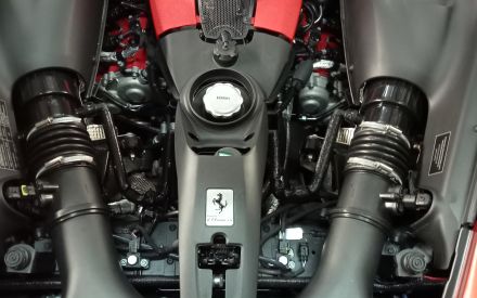 INSTALLATION TRACKERS GPS OPTION INTERDICTION DEMARRAGE MOTEUR SUR FLOTTE FERRARI