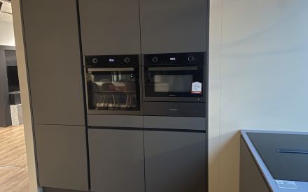 Installation four, four vapeur et réfrigérateur intégrable